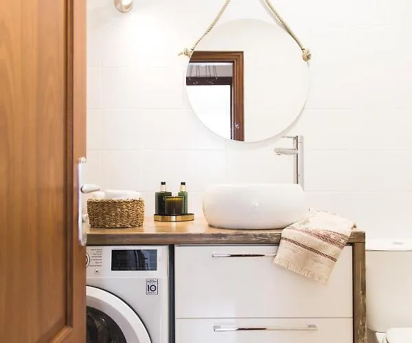 Apartman Lovely&sunny Near Poris