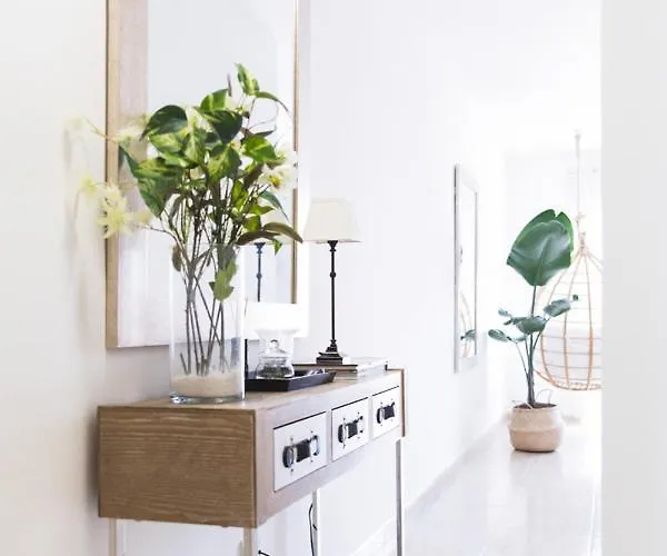 Lovely&sunny Near Poris *